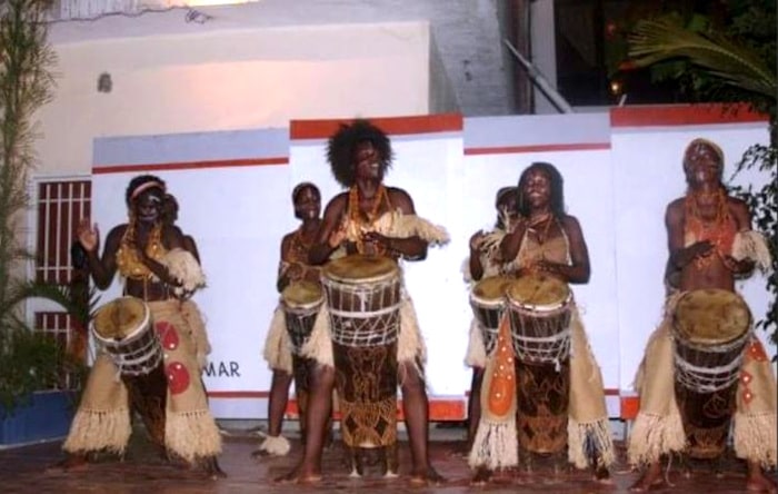 African Dance. Photography by Neisa Guerra. Luanda, Angola, 2007